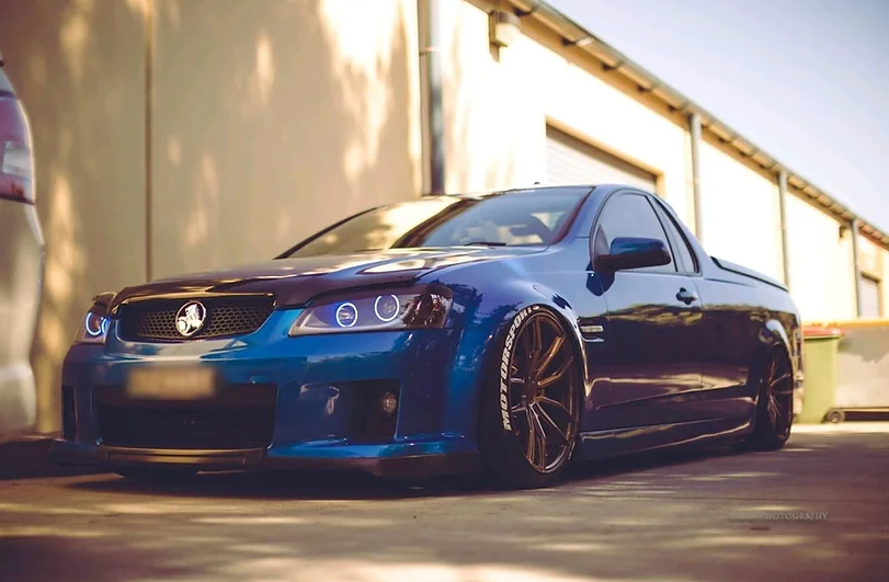 Holden VE Commodore S1/S2 DRL Style Headlights with Multicoloured Halo ...